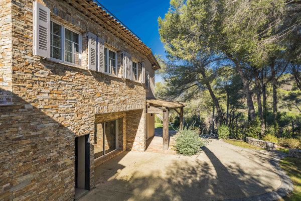 villa in Mougins : Rent this lovely villa in a quiet area in Mougins. - Photo 13