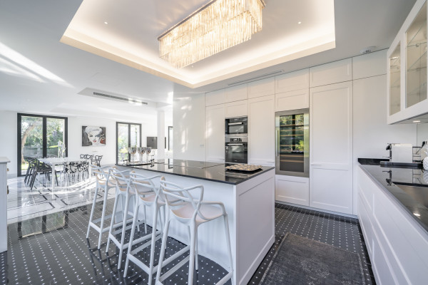 villa in Saint-Jean-Cap-Ferrat : Rent this modern villa with 4 bedroom in Saint Jean Cap Ferrat. - Photo 15