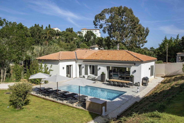 villa in St Tropez : Rent this newly built 5 bedroom villa located in La Croix Valmer - Photo 9