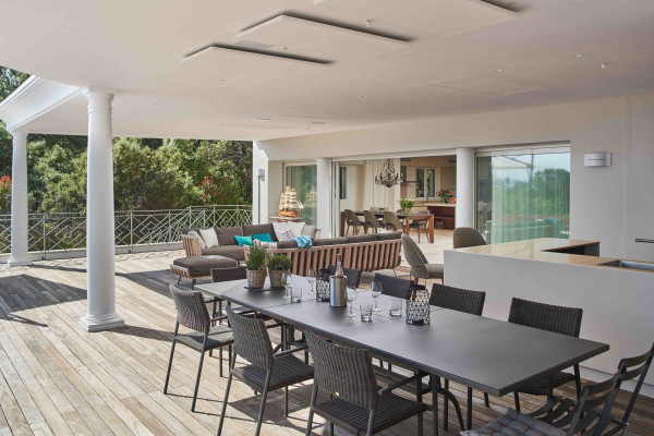 villa in Cannes : Rent this lovely family villa up to the hill in Cannes in a private domain. - Photo 5