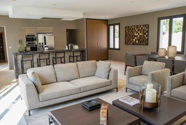 villa in St Tropez : Rent this newly built 5 bedroom villa located in La Croix Valmer - Photo 4