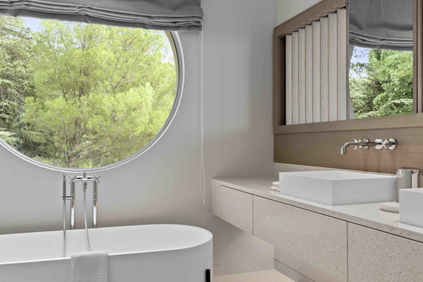 villa in Cannes : Rent this  modern villa few minutes away from the city center, the Croisette and the beaches. - Photo 11