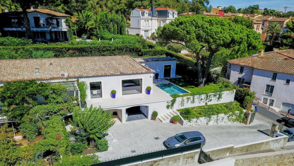 villa in St Tropez : Rent this modern town house ideally located within walking distance to the  centre of St Tropez - Photo 20