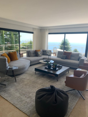 villa in Èze : Rent modern 7 bedroom villa in Eze with stunning sea views - Photo 2