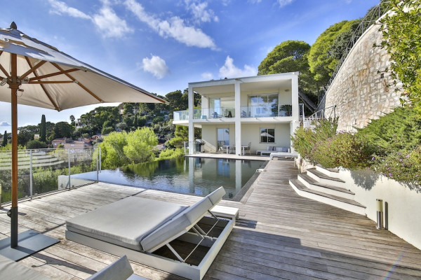 villa in Villefranche-sur-Mer : Rent wonderful 4 bedroom villa located in a secure domain in Villefranche - Photo 28