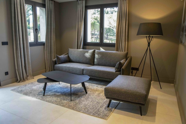 villa in St Tropez : Rent this new villa situated in a private parc ideally located in La Croix Valmer - Photo 12