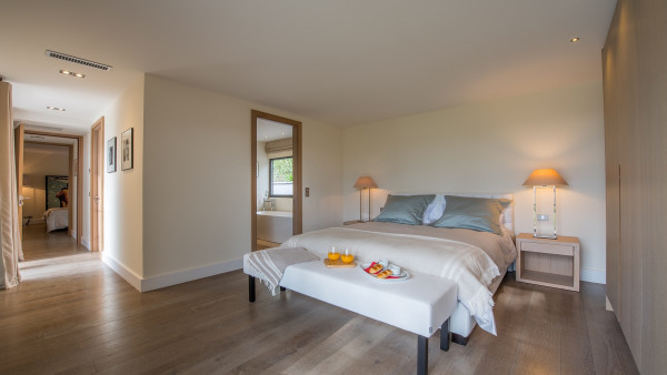 villa in St Tropez : Rent this modern town house ideally located within walking distance to the  centre of St Tropez - Photo 9