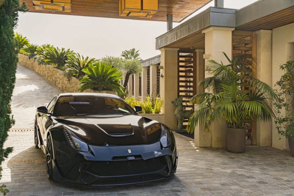 villa in Cannes : Rent Southern Europes most exclusive and stunning villa with 9 bedrooms, panoramic sea views and the height of Luxury - Photo 25