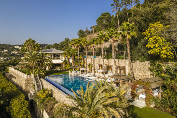 villa in Cannes : Rent Southern Europes most exclusive and stunning villa with 9 bedrooms, panoramic sea views and the height of Luxury - Photo 87
