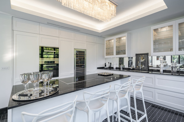 villa in Saint-Jean-Cap-Ferrat : Rent this modern villa with 4 bedroom in Saint Jean Cap Ferrat. - Photo 17