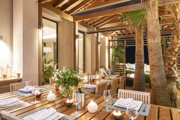 villa in Cannes : Rent Southern Europes most exclusive and stunning villa with 9 bedrooms, panoramic sea views and the height of Luxury - Photo 69