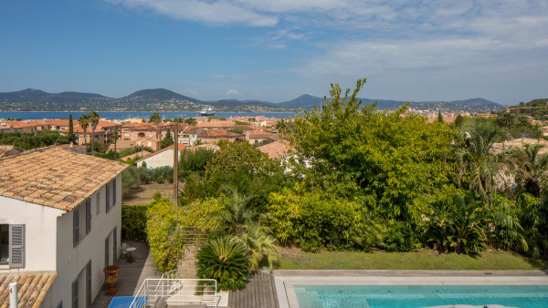 villa in St Tropez : Rent this modern 8 bedroom villa in the centre of St Tropez - Photo 8