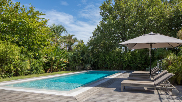 villa in St Tropez : Rent this modern 8 bedroom villa in the centre of St Tropez - Photo 7