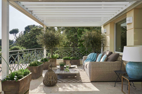 villa in Cannes : Rent this lovely family villa up to the hill in Cannes in a private domain. - Photo 14