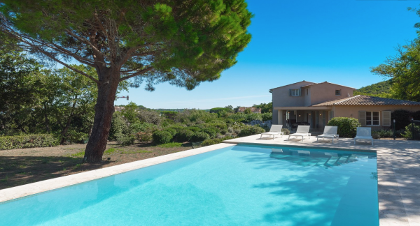 villa in St Tropez : Rent this great villa within walking distance to the village of St Tropez - Photo 0