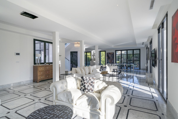 villa in Saint-Jean-Cap-Ferrat : Rent this modern villa with 4 bedroom in Saint Jean Cap Ferrat. - Photo 12