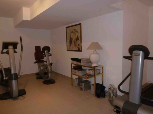villa in St Tropez : Rent this lovely provencal property in Les Marres for 12 guests. - Photo 21