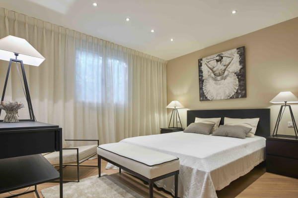 villa in Cannes : Rent this lovely family villa up to the hill in Cannes in a private domain. - Photo 26