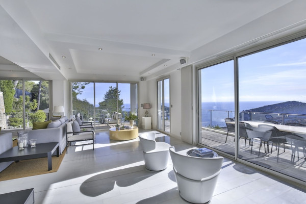 villa in Villefranche-sur-Mer : Rent wonderful 4 bedroom villa located in a secure domain in Villefranche - Photo 14