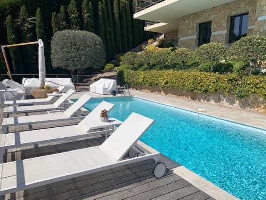 villa in Èze : Rent modern 7 bedroom villa in Eze with stunning sea views - Photo 1