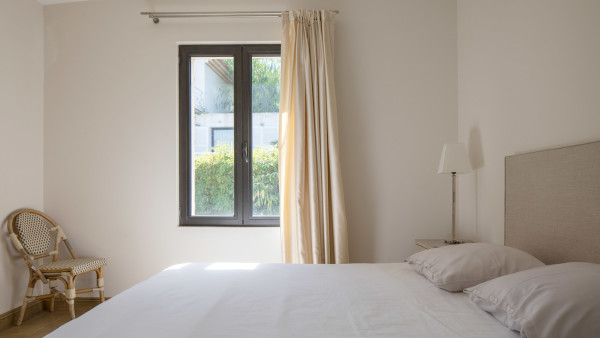 villa in St Tropez : Rent this modern 8 bedroom villa in the centre of St Tropez - Photo 20