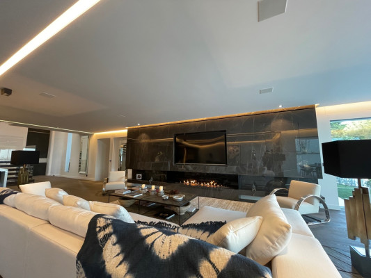 villa in Cannes : Rent this brand new villa located in the residential area of Super Cannes. - Photo 7