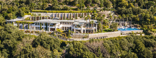 villa in Cannes : Rent Southern Europes most exclusive and stunning villa with 9 bedrooms, panoramic sea views and the height of Luxury - Photo 109