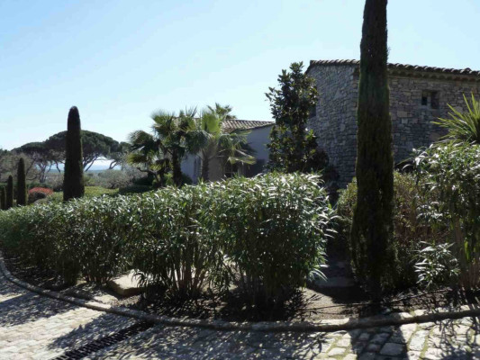 villa in St Tropez : Rent this lovely provencal property in Les Marres for 12 guests. - Photo 22