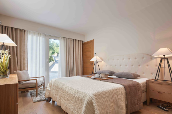 villa in Cannes : Rent this lovely family villa up to the hill in Cannes in a private domain. - Photo 22