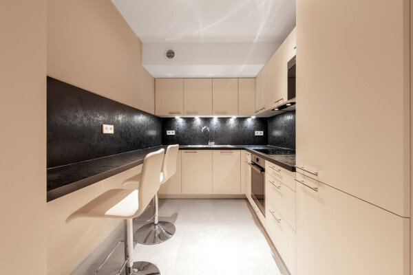 villa in Cannes : Rent this wonderful contemporary villa close to Cannes Center with 6 ensuite bedrooms. - Photo 21