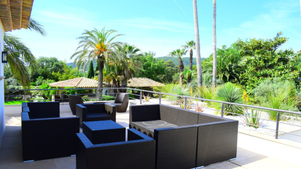 villa in St Tropez : Rent this lovely family villa located near the city center - Photo 2