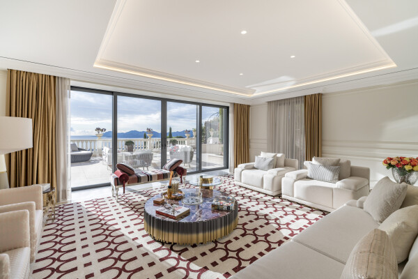 villa in Cannes : Stunning 9 bedroom mansion located in the hills of Cannes with incredible sea views - Photo 6