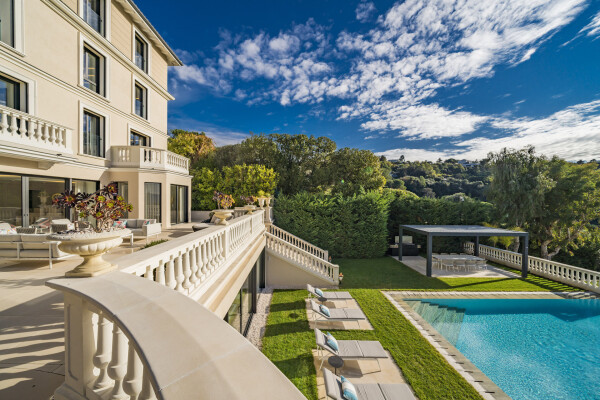 villa in Cannes : Stunning 9 bedroom mansion located in the hills of Cannes with incredible sea views - Photo 59