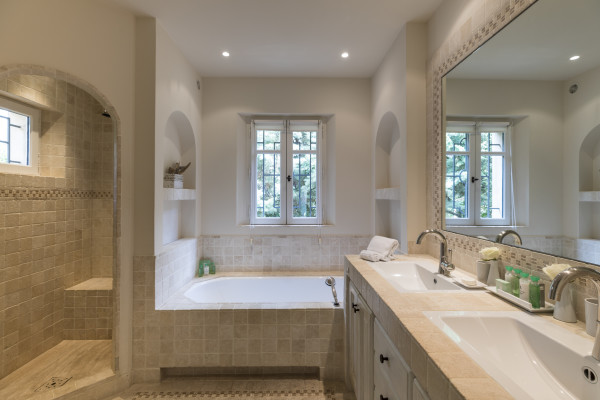 villa in St Tropez : Rent this lovely villa within walking distance to the beach of Pampelonne - Photo 24