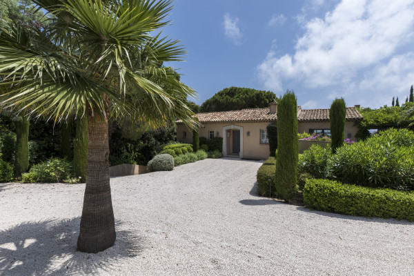 villa in St Tropez : Rent this lovely villa within walking distance to the beach of Pampelonne - Photo 18