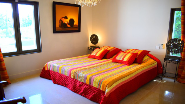 villa in St Tropez : Rent this lovely family villa located near the city center - Photo 14