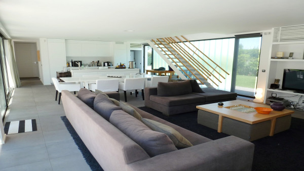 villa in Gassin : Rent this contemporary villa ideally located in St Tropez - Photo 3