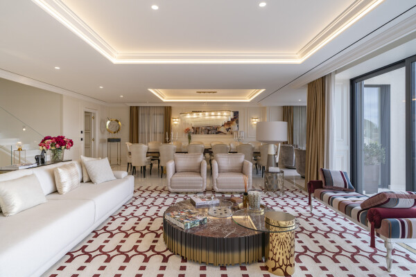 villa in Cannes : Stunning 9 bedroom mansion located in the hills of Cannes with incredible sea views - Photo 17
