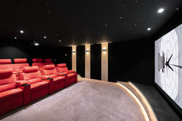 villa in Cannes : Stunning 9 bedroom mansion located in the hills of Cannes with incredible sea views - Photo 46