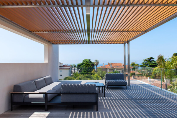 villa in Cannes : Rent this wonderful contemporary villa close to Cannes Center with 6 ensuite bedrooms. - Photo 36