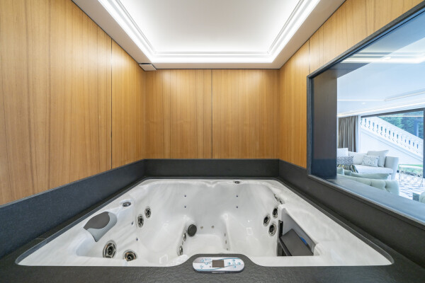 villa in Cannes : Stunning 9 bedroom mansion located in the hills of Cannes with incredible sea views - Photo 50