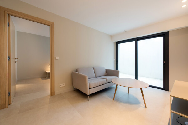 villa in Cannes : Rent this wonderful contemporary villa close to Cannes Center with 6 ensuite bedrooms. - Photo 35