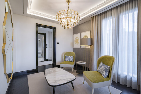 villa in Cannes : Stunning 9 bedroom mansion located in the hills of Cannes with incredible sea views - Photo 37