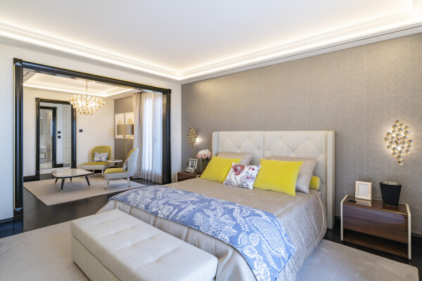 villa in Cannes : Stunning 9 bedroom mansion located in the hills of Cannes with incredible sea views - Photo 36