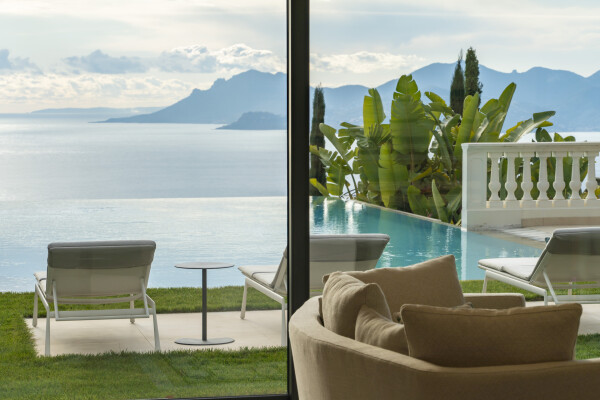 villa in Cannes : Stunning 9 bedroom mansion located in the hills of Cannes with incredible sea views - Photo 67