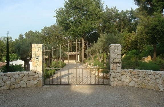 villa in Valbonne : Rent this wonderful Mas located within walking distance to the wonderful village of Valbonne - Photo 46
