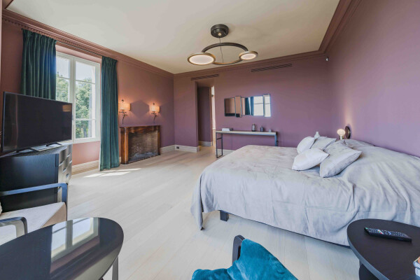 villa in Cannes : Rent stunning 10 bedroom property with incredible views over Cannes and the sea located in a huge garden of over 1 hectare of gardens - Photo 11