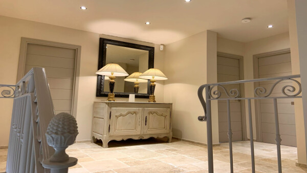 villa in St Tropez : Rent this stunning 5 bedrooms villa for 10 guests and with a breathtaking sea view of  Saint Tropez. - Photo 13