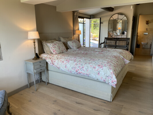 villa in Valbonne : Rent this wonderful Mas located within walking distance to the wonderful village of Valbonne - Photo 9